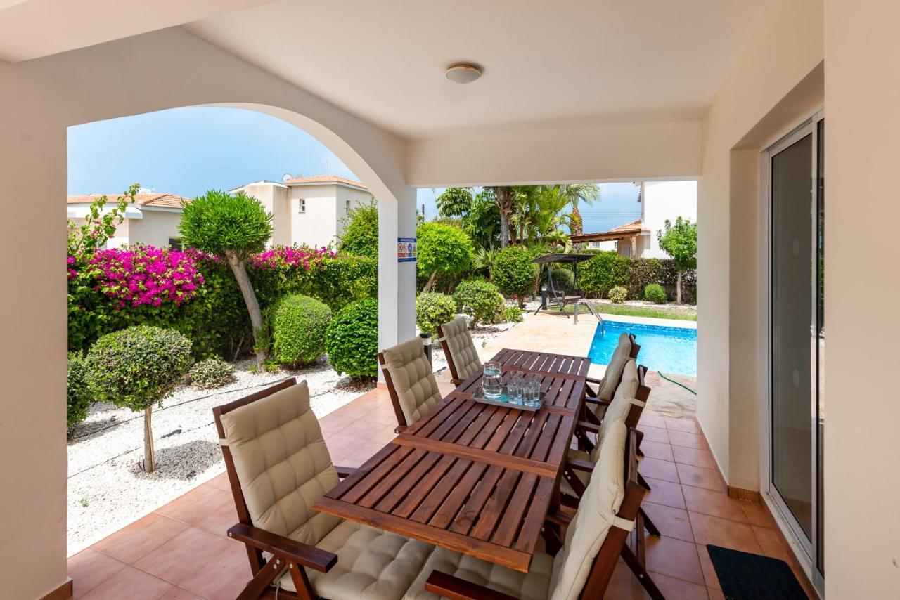 Villa Alysia Coral Bay Esterno foto